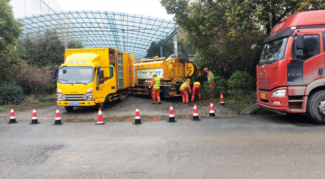 金牛成区雨污水管网“四位一体”检测疏通项目